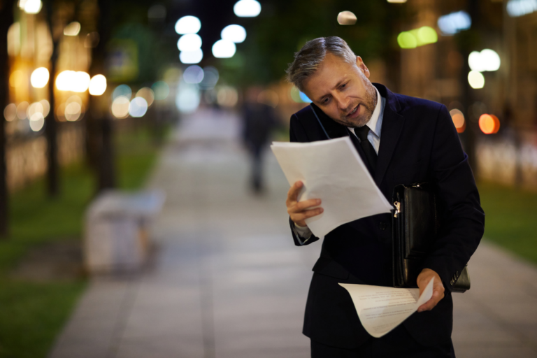 Cómo gestionar avisos urgentes fuera del horario laboral